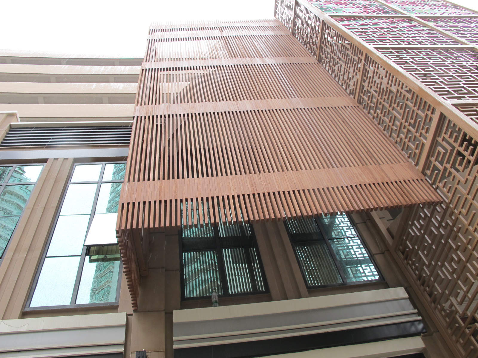  ��̬ľ����Ӧ�� 