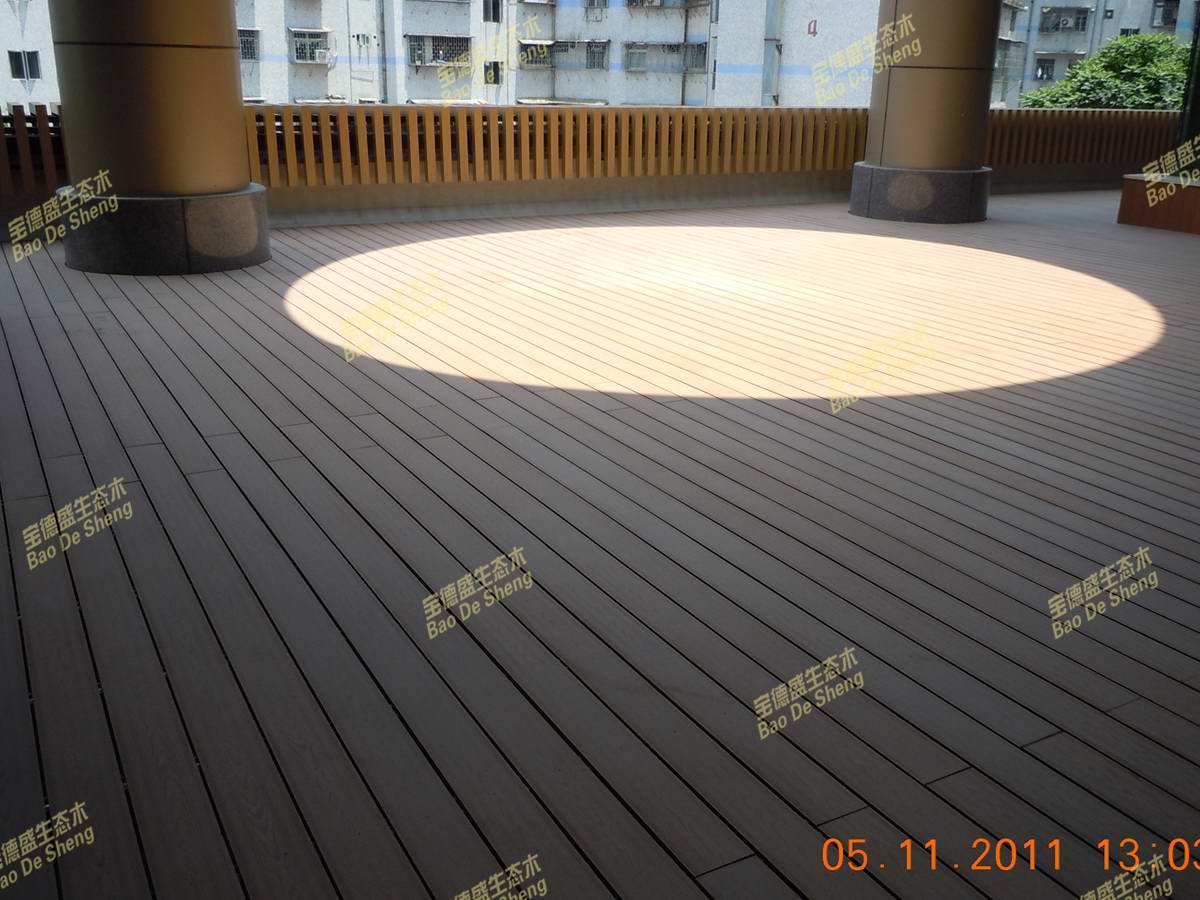 ����ʢ��ľ�ذ�Ӧ��2